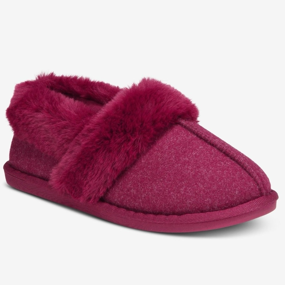 Charters Club Plush Fuzzy Slippers in Burgundy New in box Faux-Fur-Lined shoes